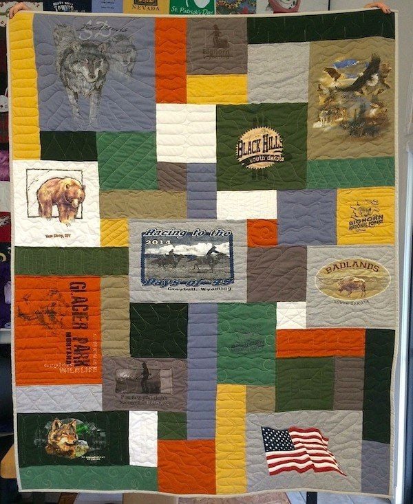 Click on me for more pictures of T-shirt quilts!