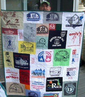 Bruce_w__quilt_MSU_side