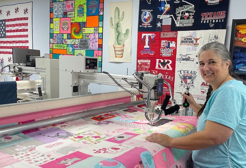  Too Cool T-shirt Quilt - Austin Michelle at Quilt machine