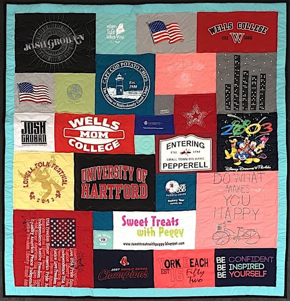 Colorful quilt with 2 border by Too Cool T-shirt Quilts