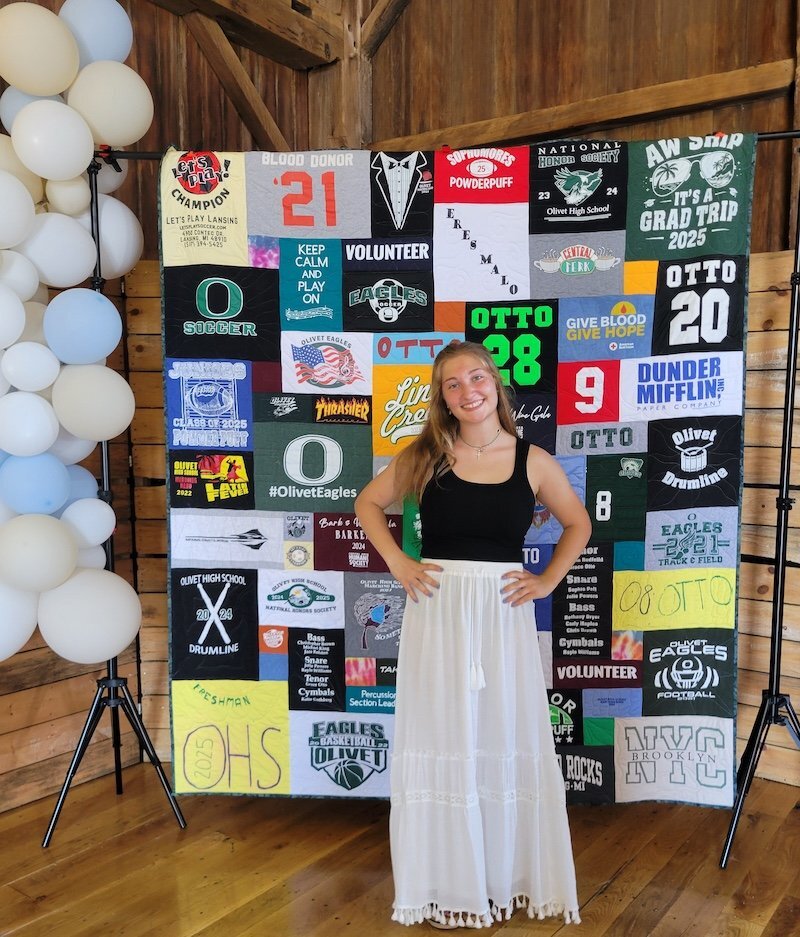 Graduation T-shirt quilt by Too Cool T-shirt Quilt