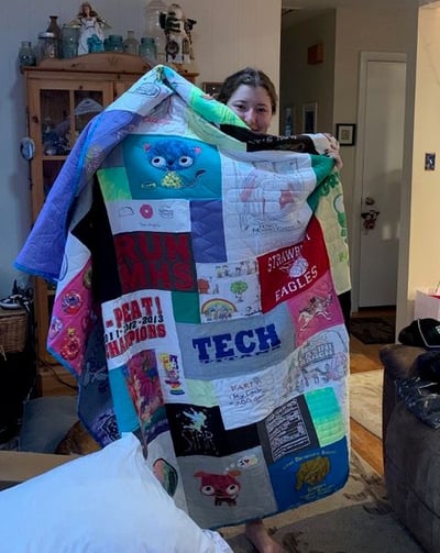 T-shirt quilt by Too Cool T-shirt Quilts